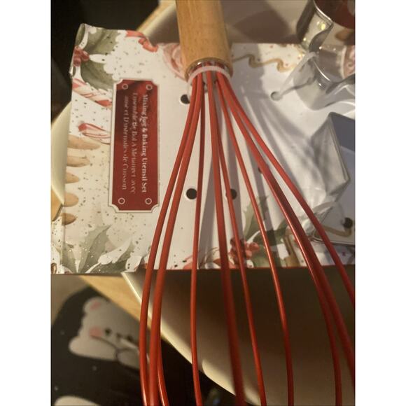 THE BAKESHOP Gingerbread Christmas Mixing POURING BOWL 5 Piece Set New - Picture 11 of 13